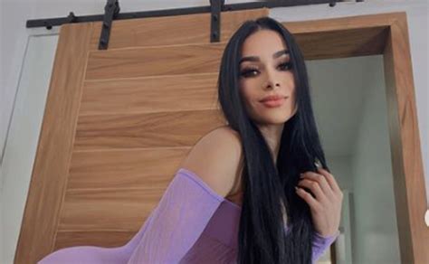 Yuliett Torres Masturbandose con un Dildo